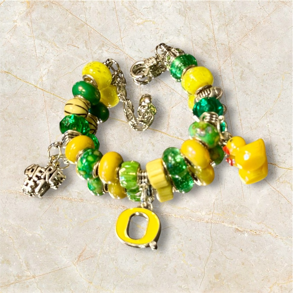 Oregon Ducks Inspired Charm Bracelet NCAA Big 10